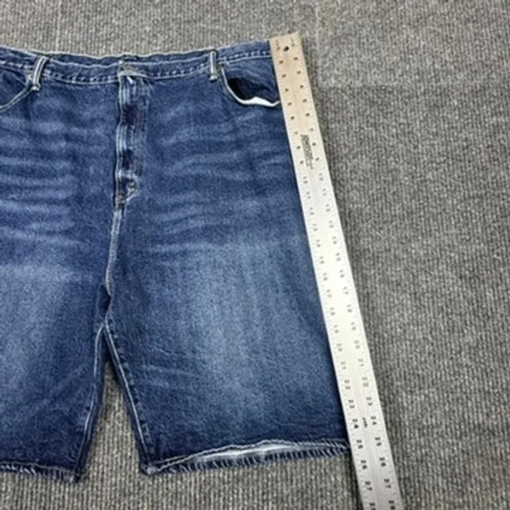 Levis 569 Loose Straight Denim Shorts Mens Size W46 Dark Wash Blue 31569-0017